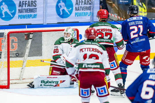 Oskarshamns Hampus Karlsson gör här 8-0