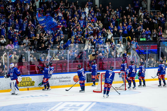 Oskarshamns spelare jublar