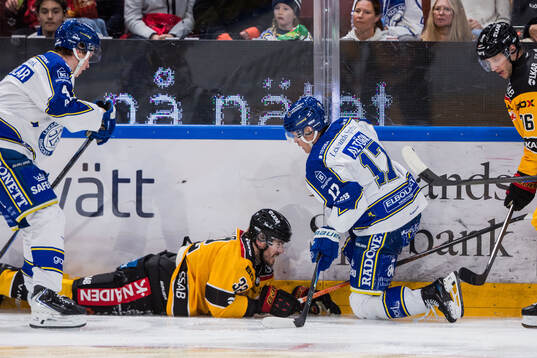 Luleås Oscar Engsund och Leksands Dennis Altörn