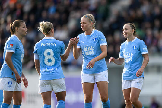 Malmö FFs Katariina Kosola, Mia Persson, Nellie Lilja och