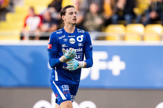Degerfors målvakt Wille Jakobsson