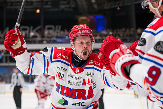 Timrås Jonathan Dahlén jublar