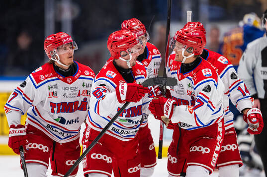 Timrås Jonathan Dahlén jublar