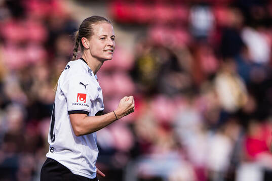 under fotbollsmatchen i Damallsvenskan mellan AIK och