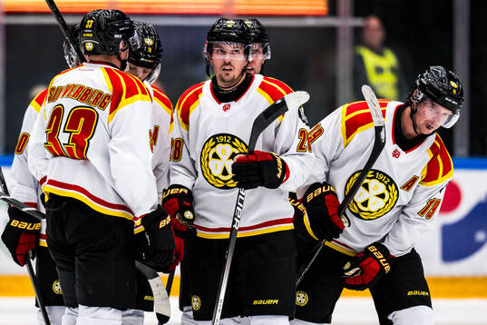 Brynäs Johannes Kinnvall jublar