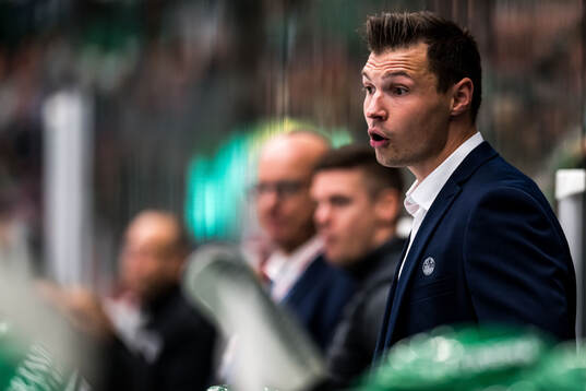 Rögles assisterande tränare Max Bohlin
