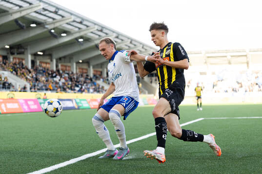 IFK Norrköpings Marcus Baggesen och Häckens Adrian