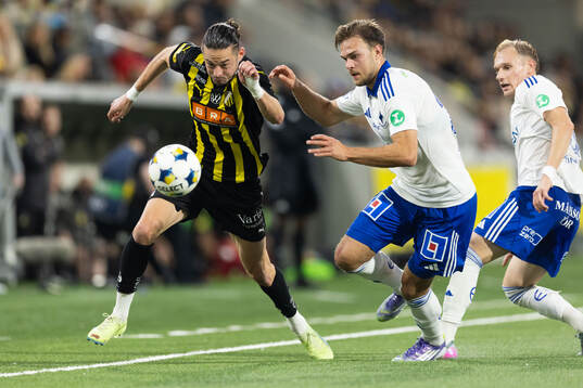 Häckens Amor Layouni och IFK Norrköpings Anton Eriksson