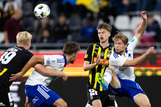 Häckens Adrian Svanbäck och IFK Norrköpings Jesper