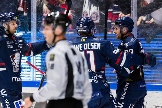 Linköpings Robin Kovacs jublar