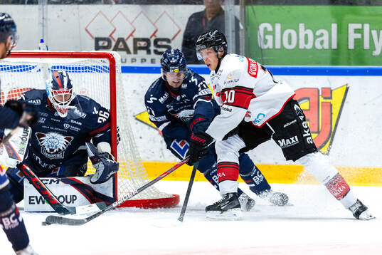 Linköpings målvakt Waltteri Ignatjew och Eskild Bakke