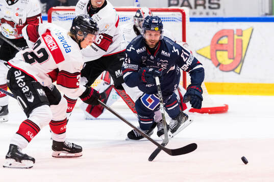 Malmö Redhawks Janne Kuokkanen och Linköpings Christoffer
