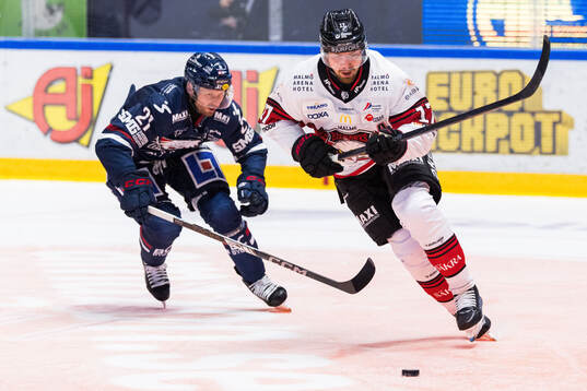 Linköpings Christoffer Ehn och Malmö Redhawks Johan