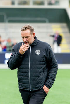 Rosengårds tränare Martin Qvarmans Möller deppar