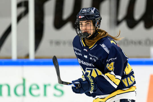 HV71s Adriana Van De Leest