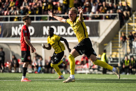 Bläddra bland fler bilder av Fotboll, Allsvenskan, Brommapojkarna - Mjällby