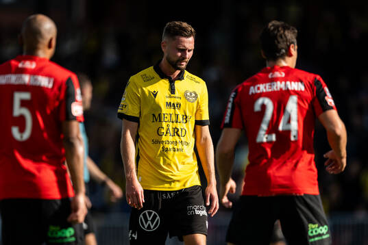 Mjällbys Axel Norén deppar