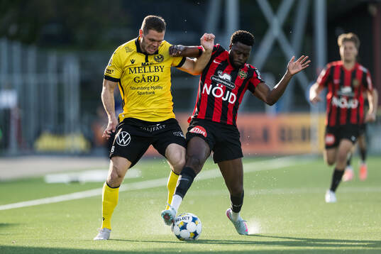 Mjällbys Jacob Bergström och Brommapojkarnas Isak Ssali