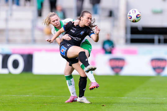 Hammarbys Bea Sprung och Växjö DFFs Mariann Høgh Nielsen