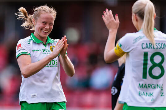 Hammarbys Julie Blakstad jublar