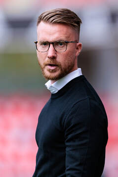 Växjö DFFs huvudtränare Olof Unogård