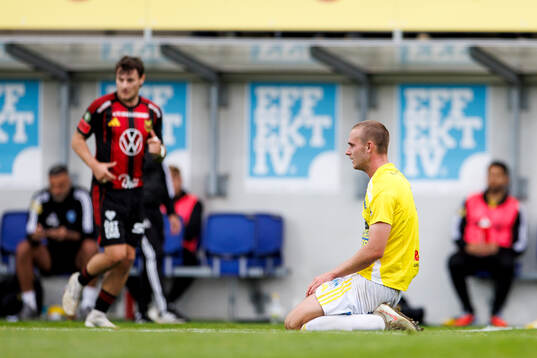 Falkenbergs Nils Bertilsson deppar