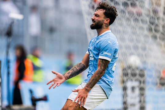 Malmö FFs Sead Haksabanovic deppar
