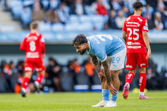 Malmö FFs Sead Haksabanovic deppar