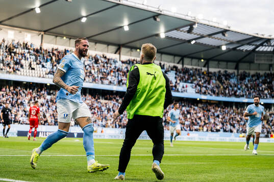 Malmö FFs Pontus Jansson och Anders Christiansen jublar