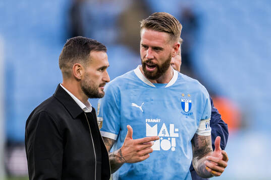 Malmö FFs huvudtränare Anes Mravac och Pontus Jansson