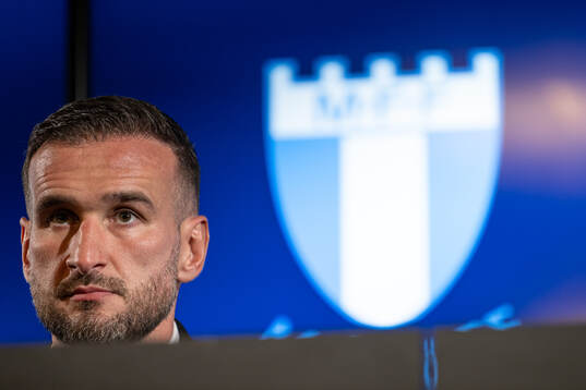 Malmö FFs huvudtränare Anes Mravac vid en presskonferens