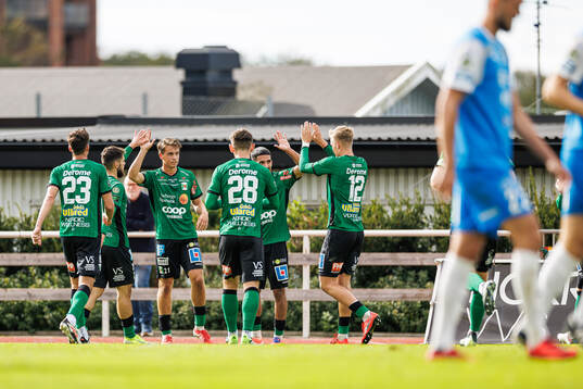 Varbergs Isak Vidjeskog jublar