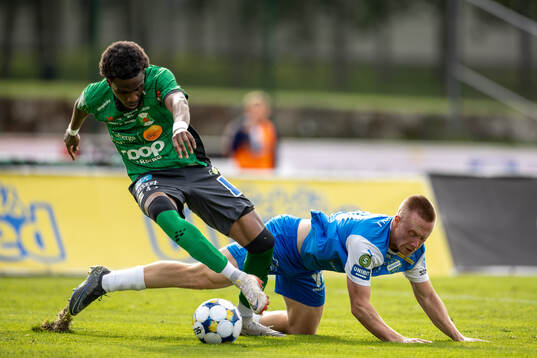 Varbergs Calvin Kabuye och Oddevolds Adam Engelbrektsson