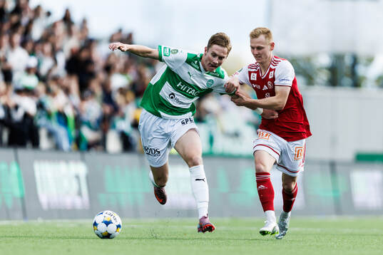 Västerås Karl Gunnarsson och Sandvikens IFs Christopher