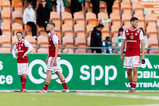 Sandvikens IFs Emil Engqvist deppar