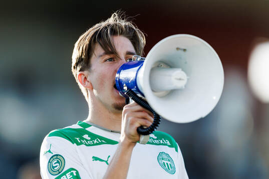 Västerås Max Larsson jublar