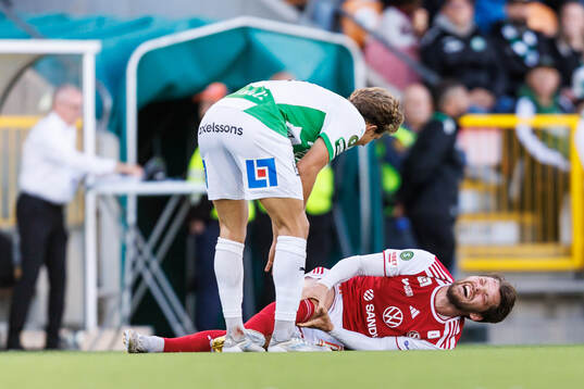 Sandvikens IFs Karl Bohm har ont
