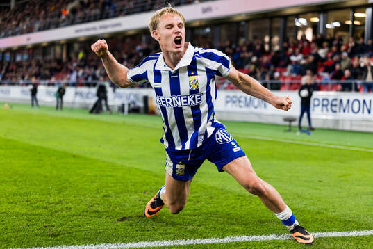 IFK Göteborgs Max Fenger jublar