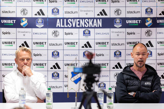 Östers tränare Roberth Björknesjö och IFK Göteborgs