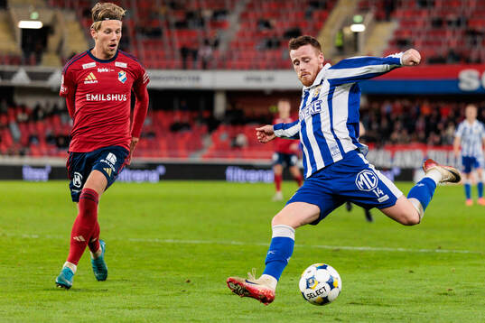 Östers Noah Söderberg och IFK Göteborgs Tobias Heintz
