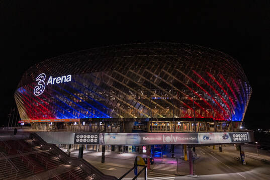 3Arena upplyst i Djurgårdens klubbfärger