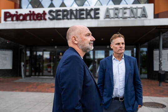 IFK Göteborgs klubbdirektör Håkan Mild och Ola Serneke,