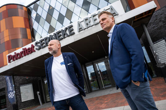 IFK Göteborgs klubbdirektör Håkan Mild och Ola Serneke,