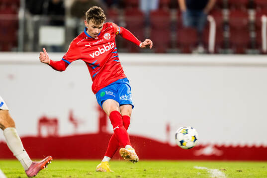 Helsingborgs Alexander Johansson gör 4-1 målet