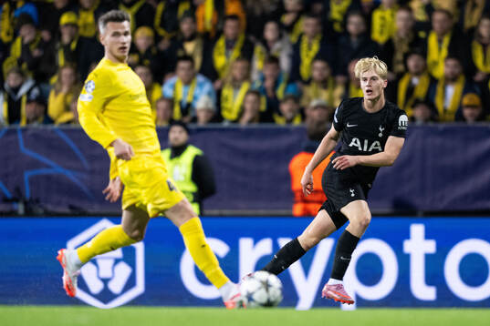 Lucas Bergvall of Tottenham Hotspur