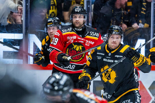 Luleås Pontus Själin och Skellefteås Mikkel Aagaard