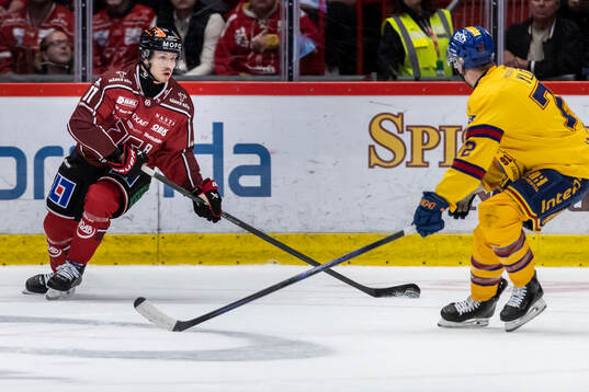 Örebros Kalle Kossila och Djurgårdens Jesse Ylönen