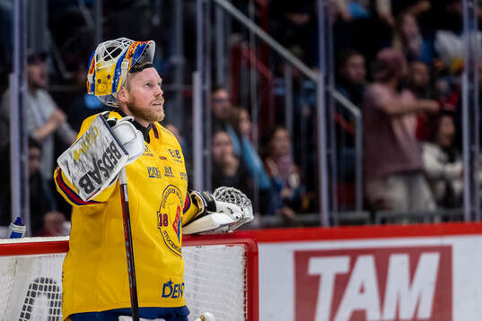 Djurgårdens målvakt Magnus Hellberg deppar