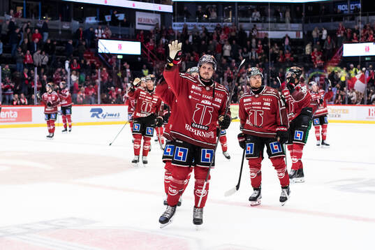 Örebros Patrik Karlkvist jublar