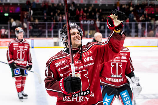 Örebros William Wikman jublar